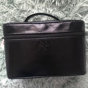 Cosmetic Case : VS Weekender Train Case